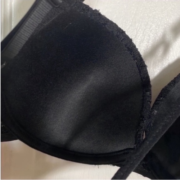 New Rene Rofe Strappy Bra Black Floral Lace Underwire Lightly Padded Gothic Gift - Picture 10 of 16